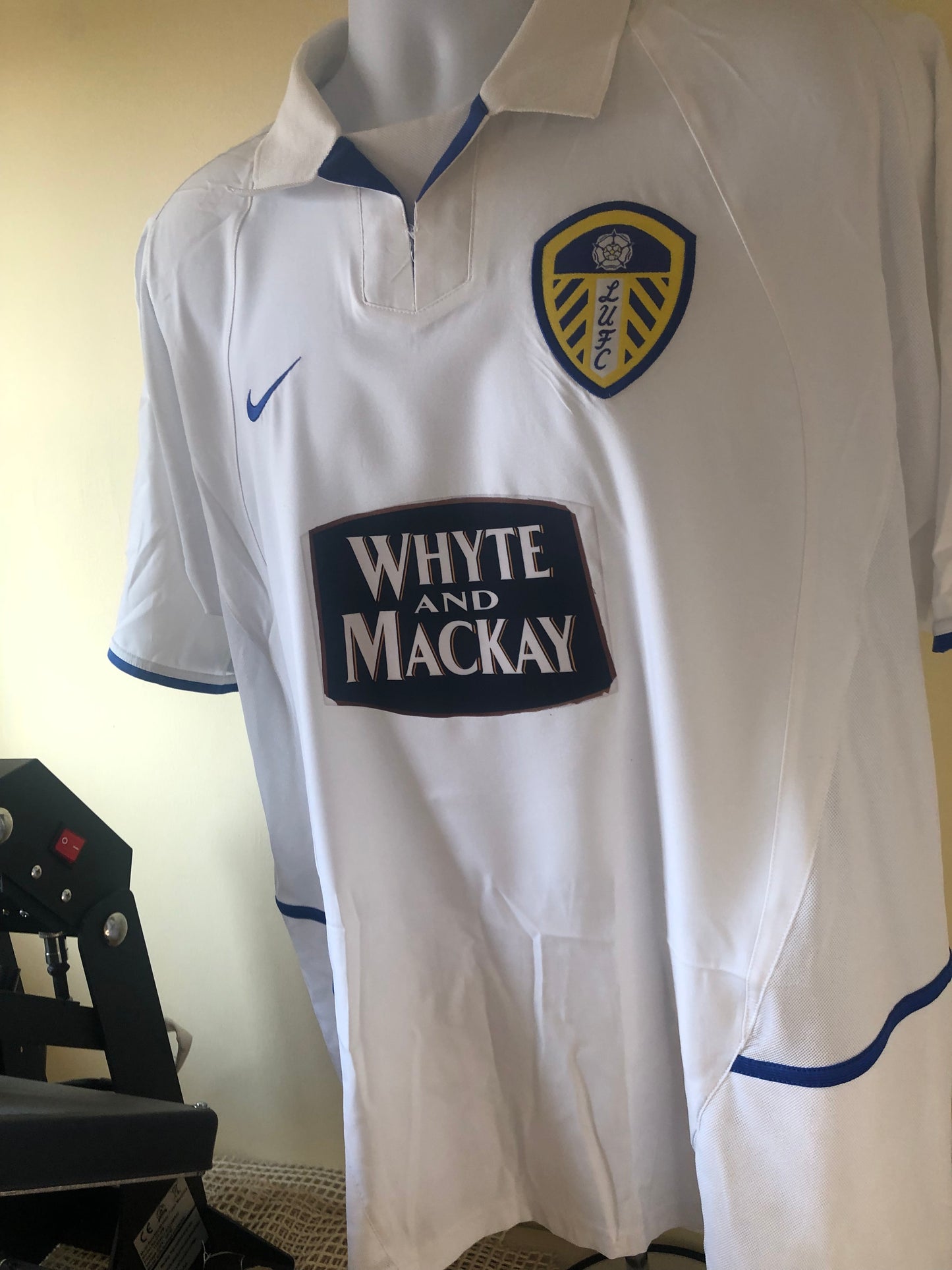 Classic Retro Leeds United 2003/04 Home Shirt 8/10