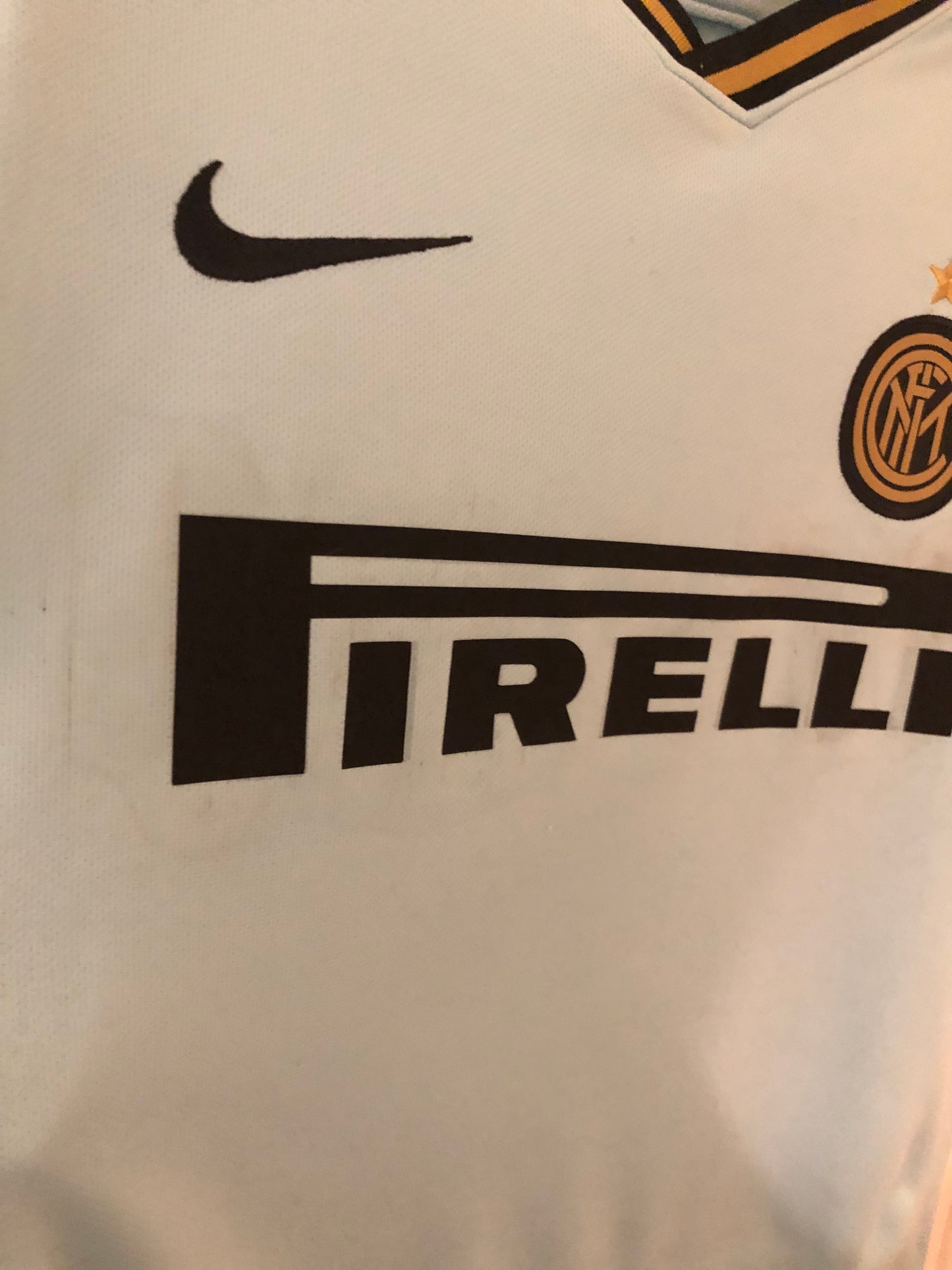 Retro Nike Inter Milan 2019/20 away shirt Lautaro 10 9/10