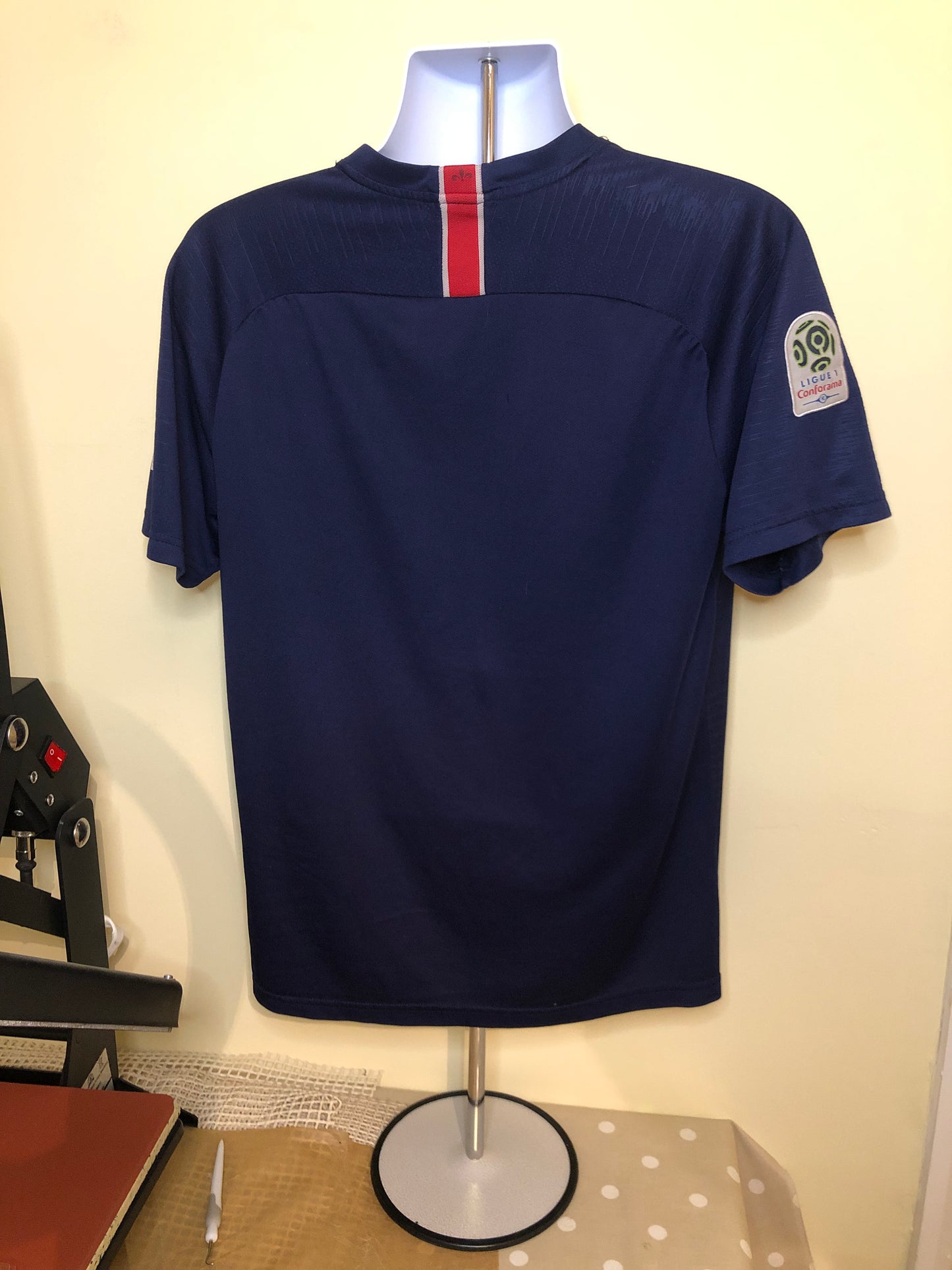 Classic Nike PSG 2018/19 Home Shirt 8/10